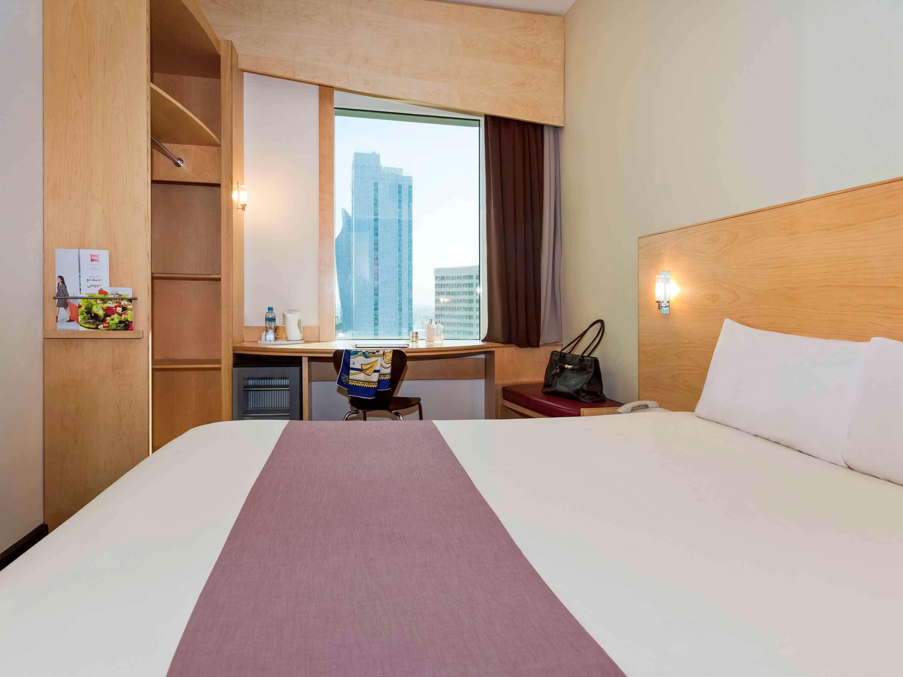 Отель Ibis Sharq Кувейт Экстерьер фото