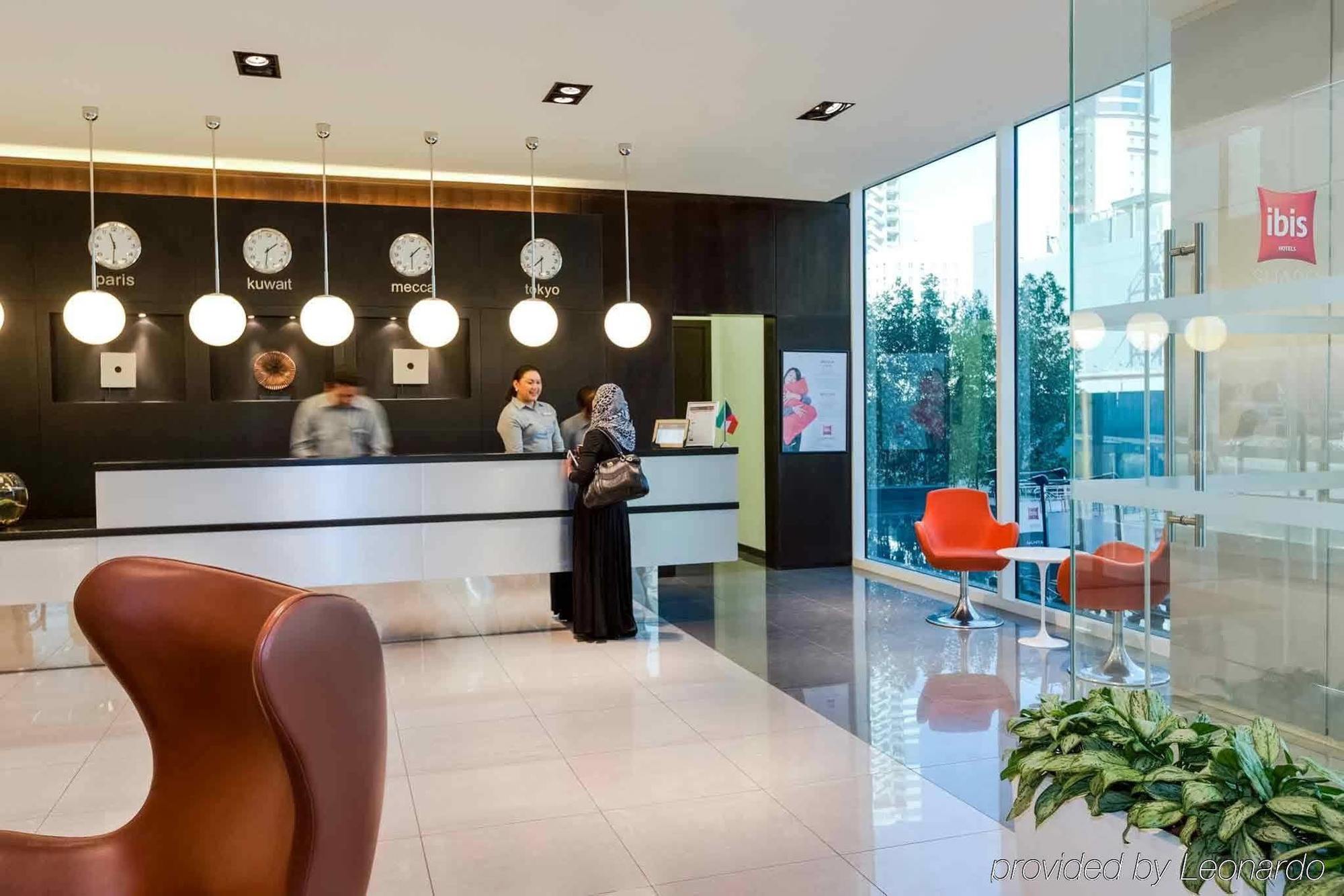 Отель Ibis Sharq Кувейт Экстерьер фото