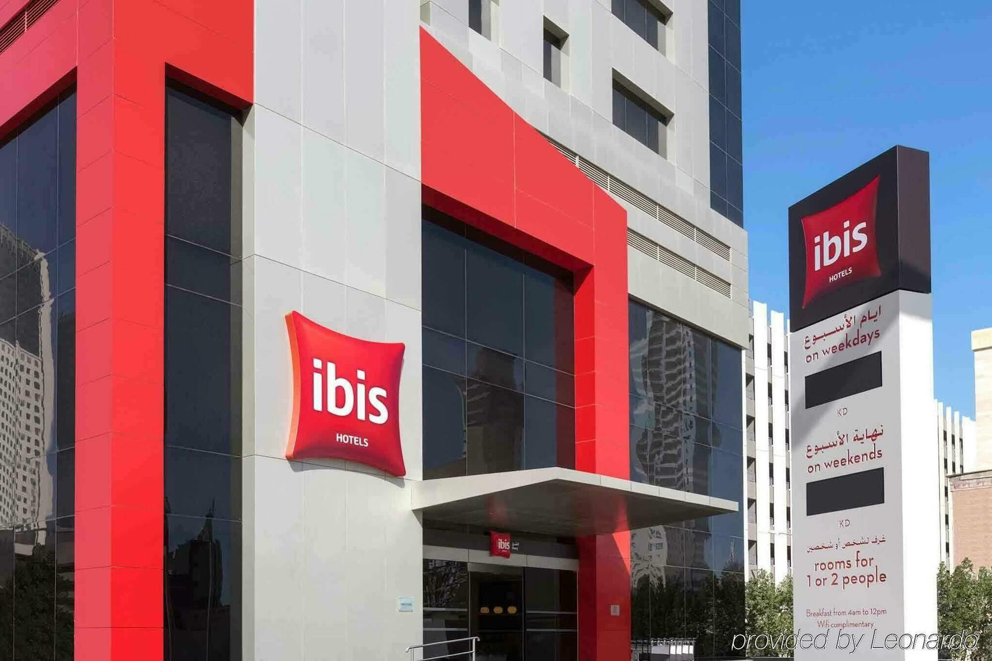 Отель Ibis Sharq Кувейт Экстерьер фото
